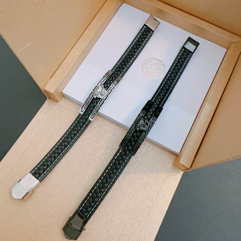 Versace bracelet 06yxh01